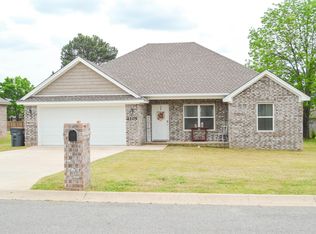2105 Rehoboth Cir, Searcy, AR 72143