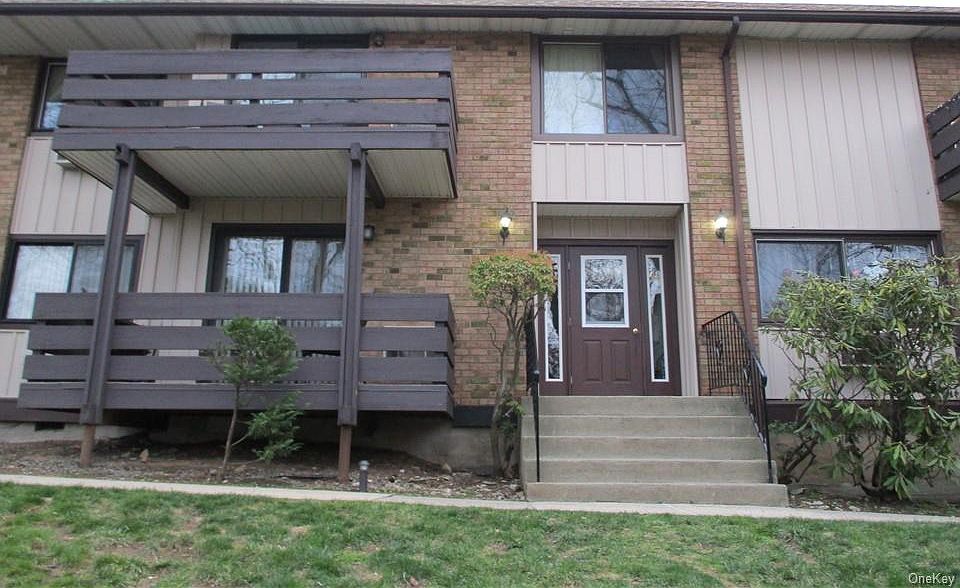 1st image of 192 Sierra Vista Ln #192