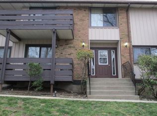 192 Sierra Vista Ln #192, Valley Cottage, NY 10989