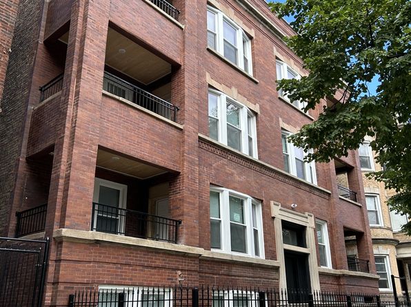 5722 S King Dr APT 1