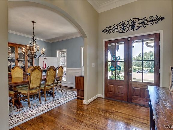 3rd image of 3772 Brook Highland Dr