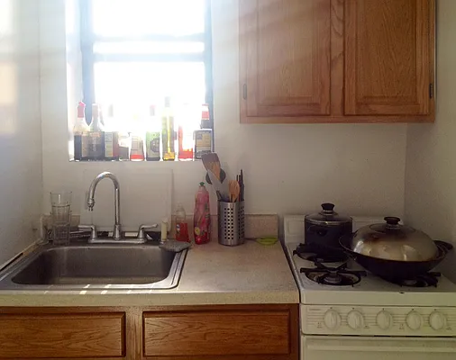 Rented by Sidney Rubell Co. | media 20