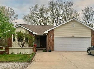 381 W Joyce Ave, Upland, IN