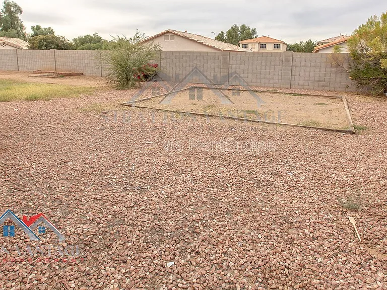 5706 N 74th Dr — Photo 44