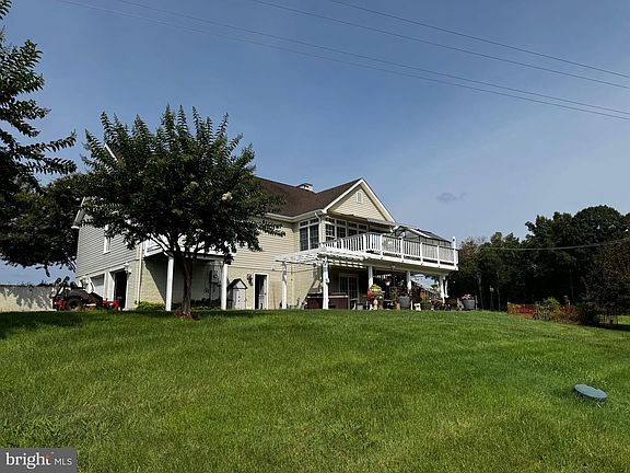 3rd image of 22425 Wicked Bottom Ln