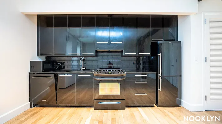 Rented by PM Management | media 12