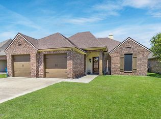 110 Rivergrass Dr, Lafayette, LA 70508