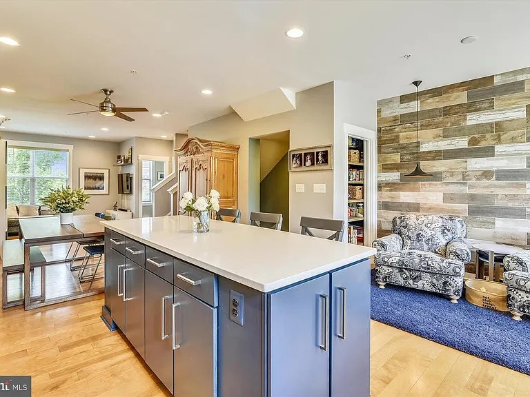 22483 Verde Gate Ter — Photo 17