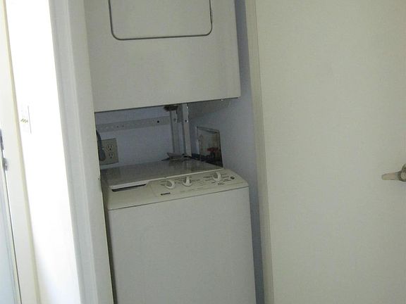 5th image of 2440 SE Ocean Blvd #202C