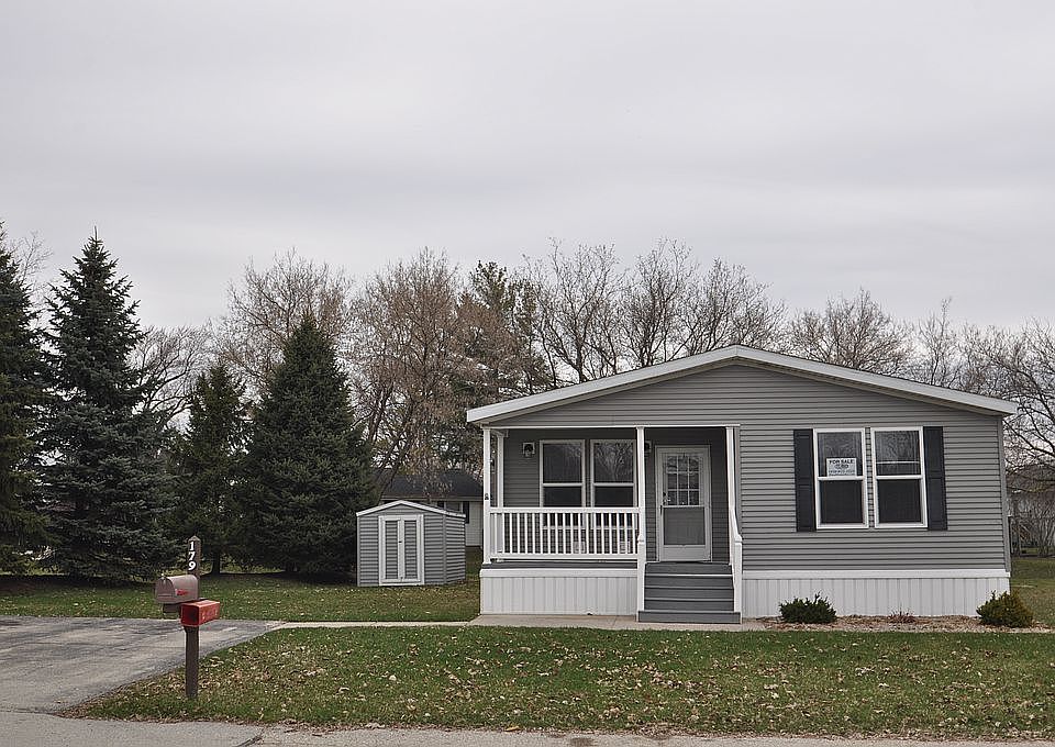1st image of 179 Twin Lakes Dr