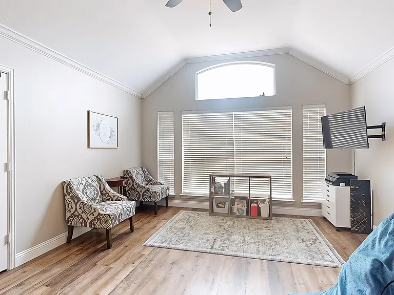 3200 Hilltop Ct — Photo 22