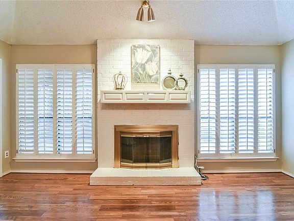 3rd image of 5309 Timber Green Dr