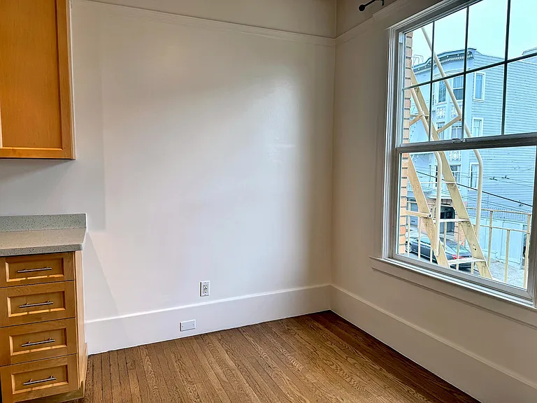 1801 Turk St #18 — Photo 8