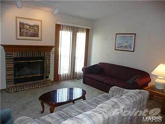 2nd image of 18378 Lakeview Cir
