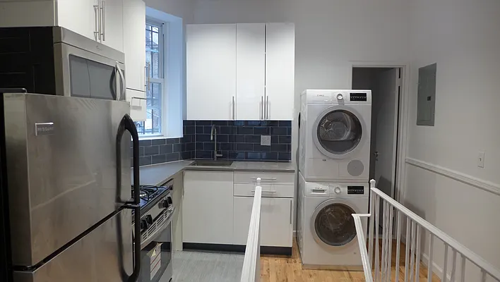 Rented by Avenues Real Estate | media 20