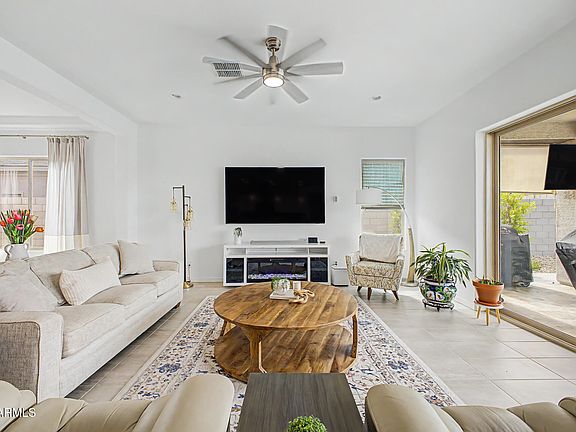 5th image of 20266 W MULBERRY Drive