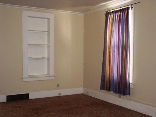 2nd image of 710 W Jefferson St