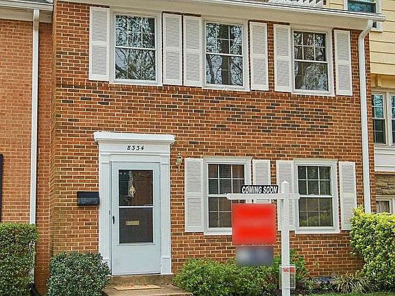 3rd image of 8334 Glastonbury Ct