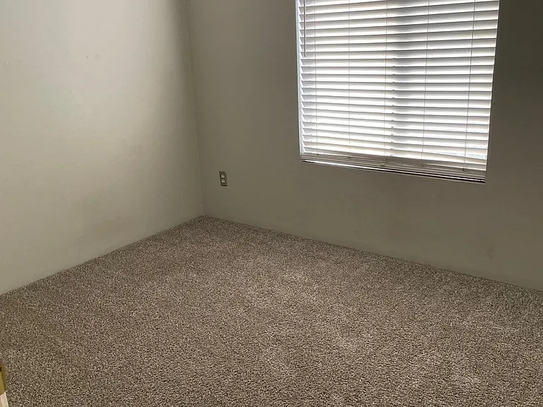 1601 N Saba St #283 — Photo 7