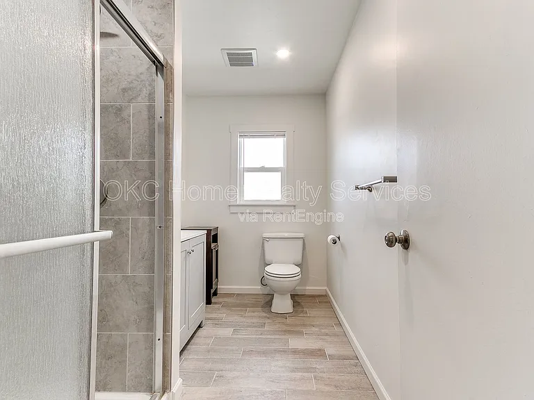 1812 W Noble Ave — Photo 48
