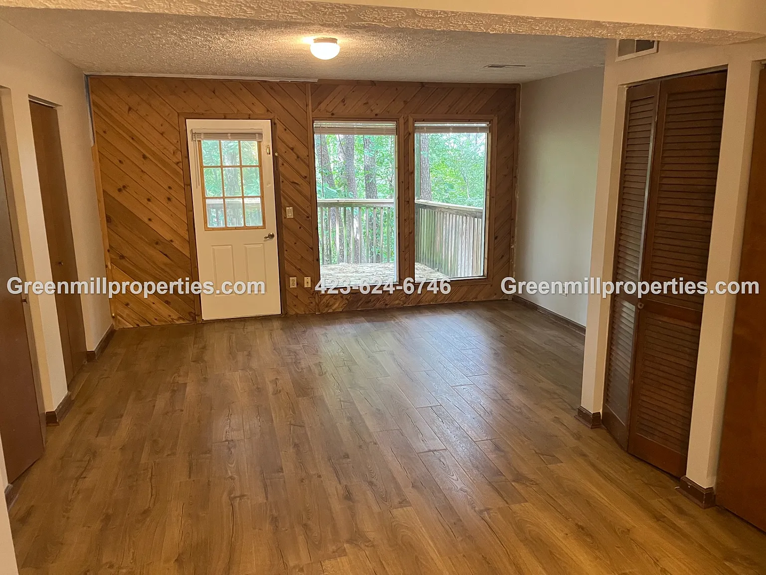 2 bed, 2952 sqft, $1,195 — Photo 3