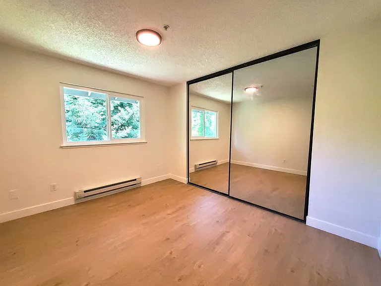 37426 Parish Cir — Photo 16