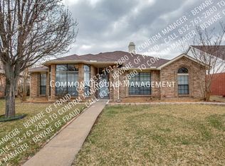 2729 Dukeswood Dr, Garland, TX 75040