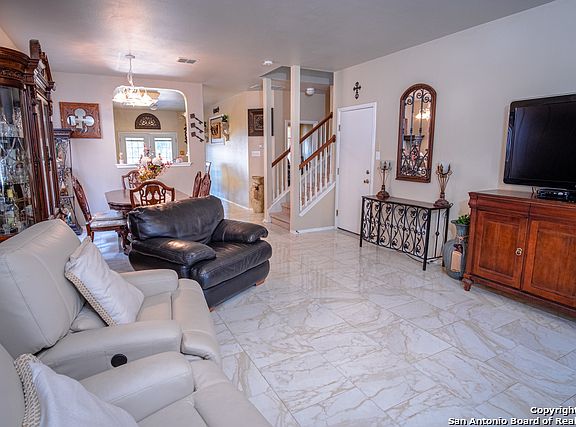 4th image of 12138 Dawson Cir