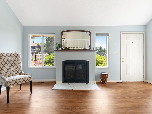 5th image of 2179 S Scranton Way Unit 101