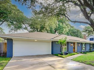 2109 Friar Tuck Dr, Arlington, TX 76013