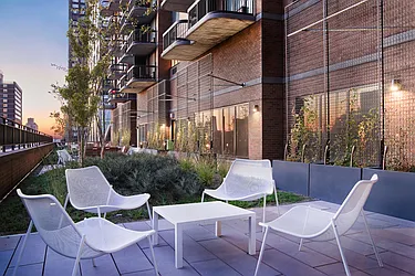 Rented by Symphony House Leasing Office