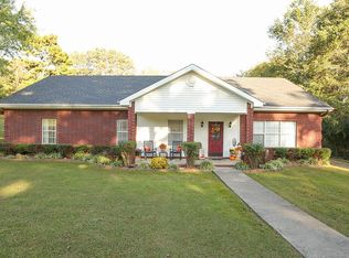 2404 Melody Ln, Alma, AR 72921