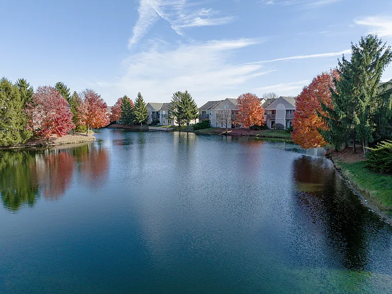 Perimeter Lakes Apartments — Photo 30