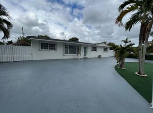 5021 NW 179th Ter, Miami Gardens, FL 33055