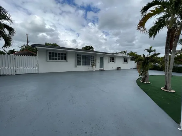 5021 NW 179th Ter, Miami Gardens, FL 33055