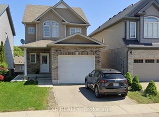 960 Bianca Ct, Kitchener, ON N2R 0A5