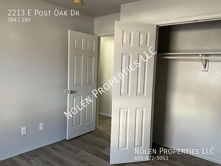 2213 E Post Oak Dr — Photo 9
