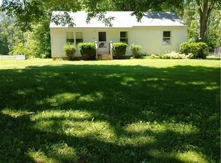 2562 Transit Rd, Newfane, NY 14108