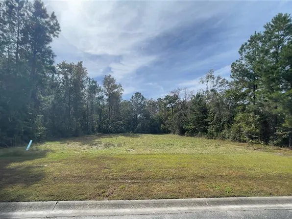116 Marsh Oaks Dr, Waverly, GA 31565