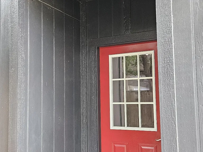 221 San Angelo St #A — Photo 3