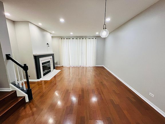 5th image of 443 W Brownstone Way