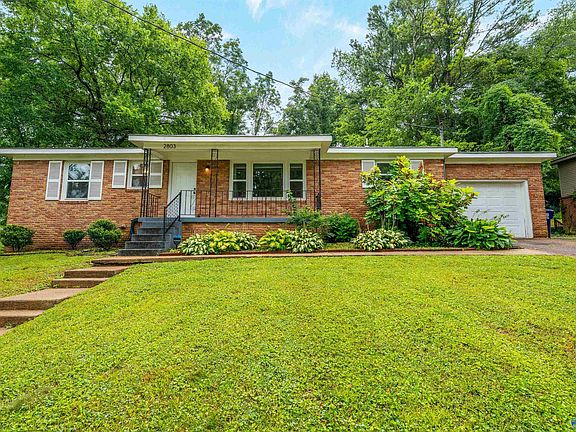 3rd image of 2803 Hester Ln NW