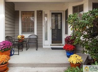 62 E Countryside Dr, Princeton, NJ 08540