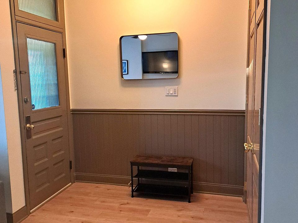 Private Entrance