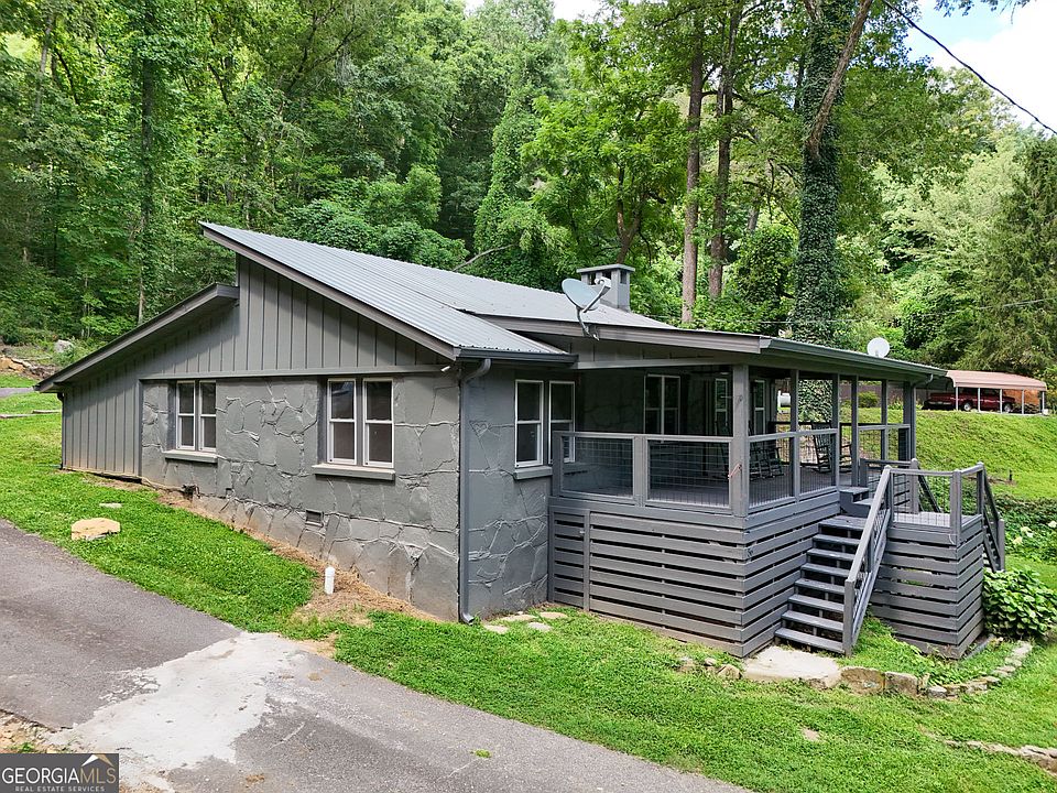1st image of 56 Hawthorn Ln