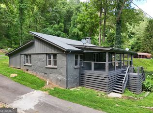 56 Hawthorn Ln, Clayton, GA 30525