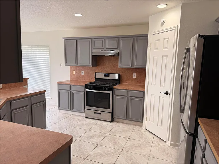 12603 Orchard Summit Dr — Photo 17