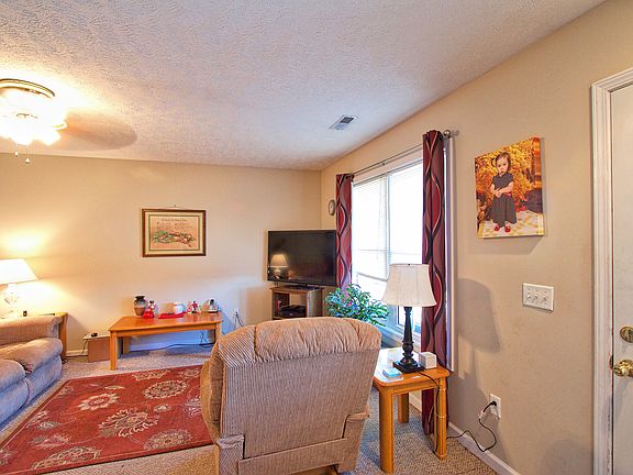 5th image of 1122 Glen Ct SE