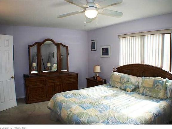 4th image of 84 Cedar Knolls Dr