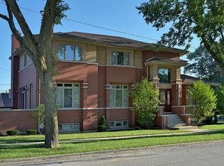 1921 Courtland Ave, Park Ridge, IL 60068